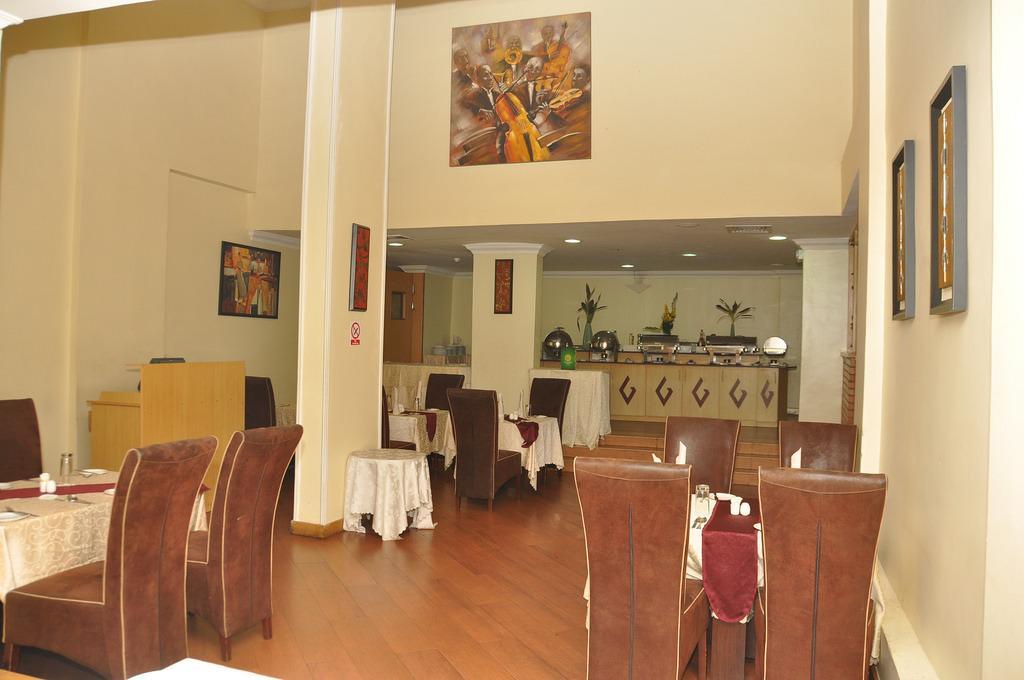 Westown Hotel Lagos Exterior foto